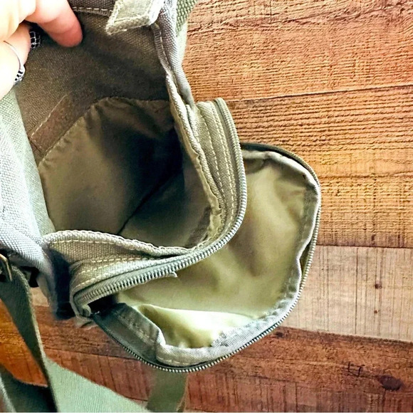 New Unisex Rare Vintage Y2K Diesel Distressed Crossbody Mulitpocket Military Bag - Picture 10 of 14